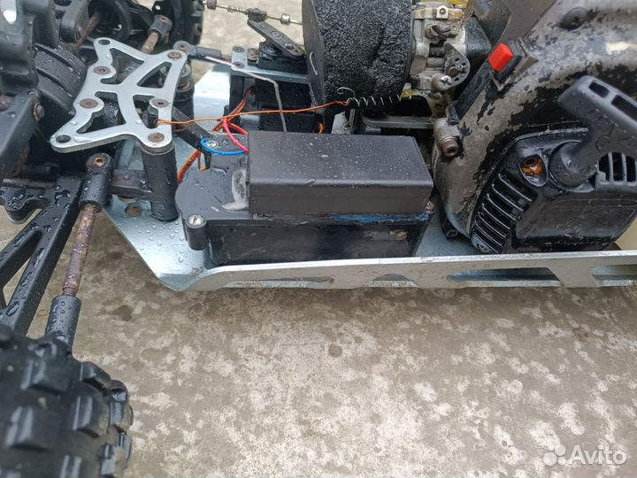 Машина на радиоуправлении с двс maverick XB