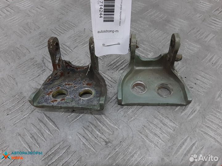 Петля двери Peugeot 307 2003