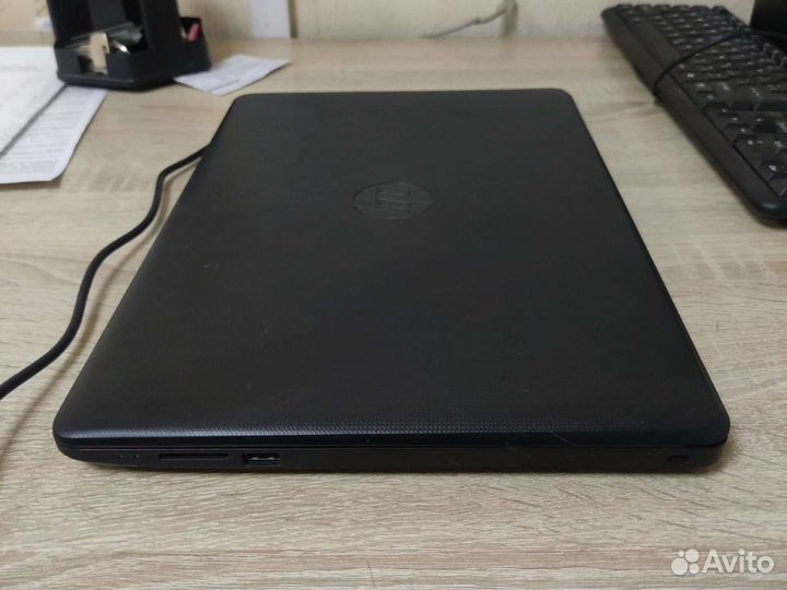 Ноутбук HP 15-rb040ur