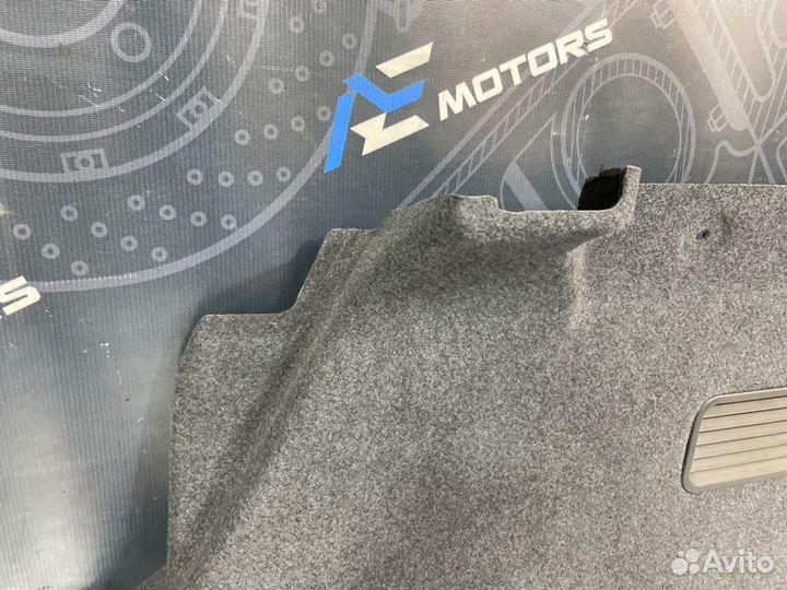 Обшивка багажника правая Audi A6 C5 ASN 2003