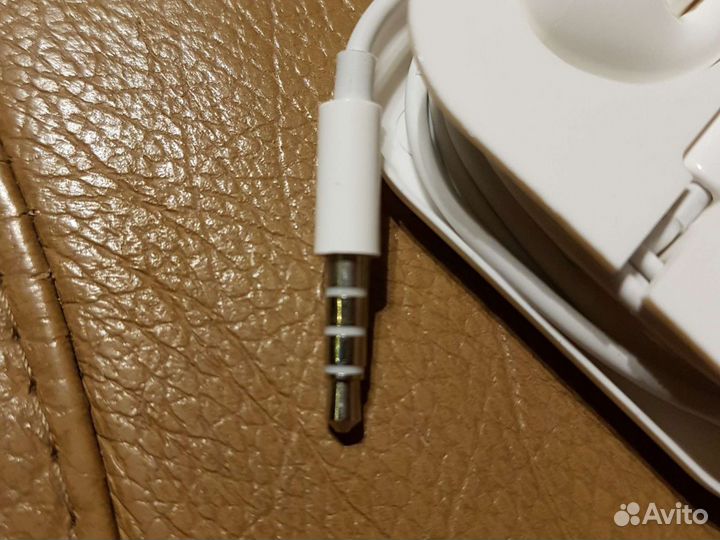 Наушники проводные новые к айфону и самсунг