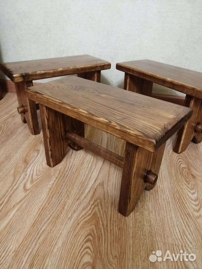 Скамейка деревянная