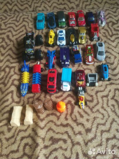 Машинки Hot Wheels