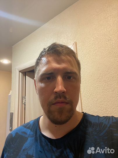 Желательно конечно Актёр, всегда мечтал себя попро