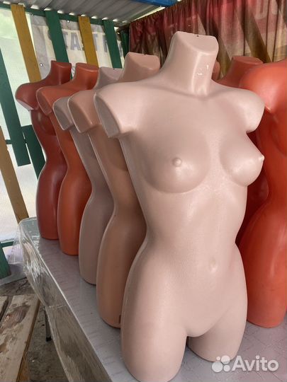 Манекены светлые б/у