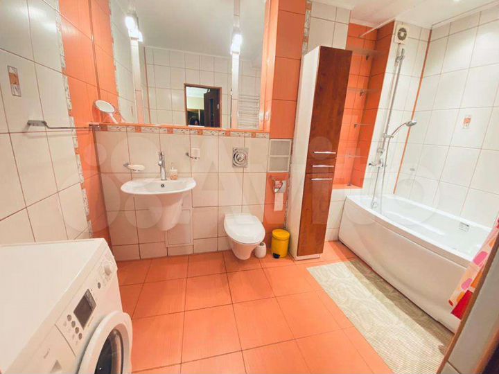 2-к. квартира, 65 м², 4/7 эт.