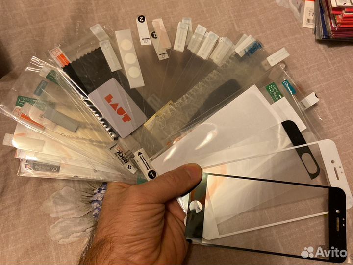 Защитная пленка универсальная + пленки на iPhone