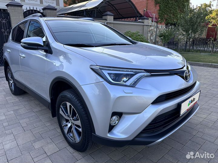 Toyota RAV4 2.0 CVT, 2018, 40 890 км