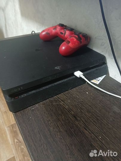 Игровая консоль ps4
