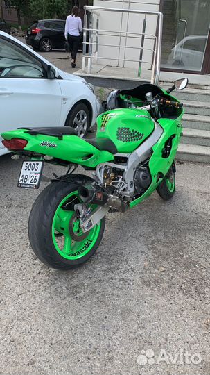 Kawasaki ninja zx9r