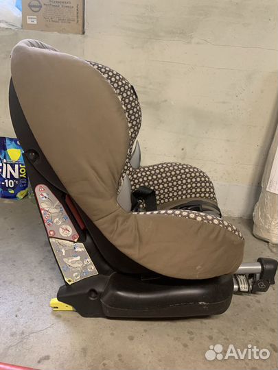 Кресло детское автомобильное Maxi-Cozi