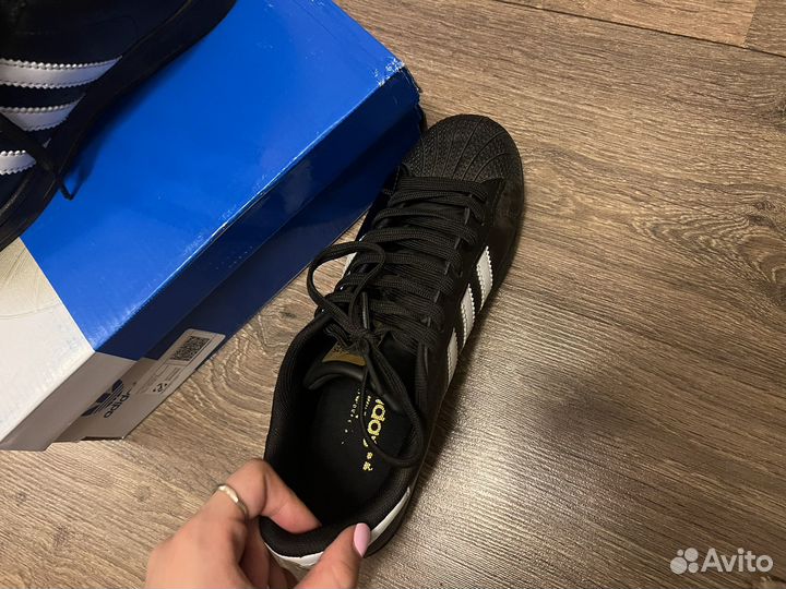 Кроссовки adidas superstar