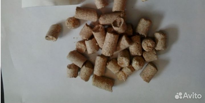 Отруби пшеничные в мешках 8руб. /кг
