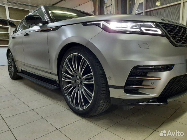 Выдвижные пороги на Range Rover Velar