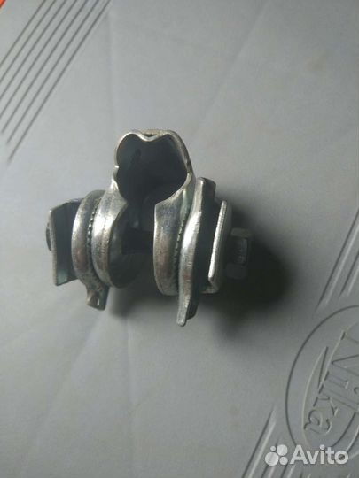 Крепление седла