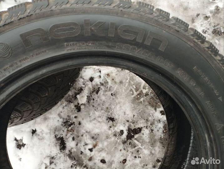 Nokian Tyres Hakkapeliitta 4 225/55 R17