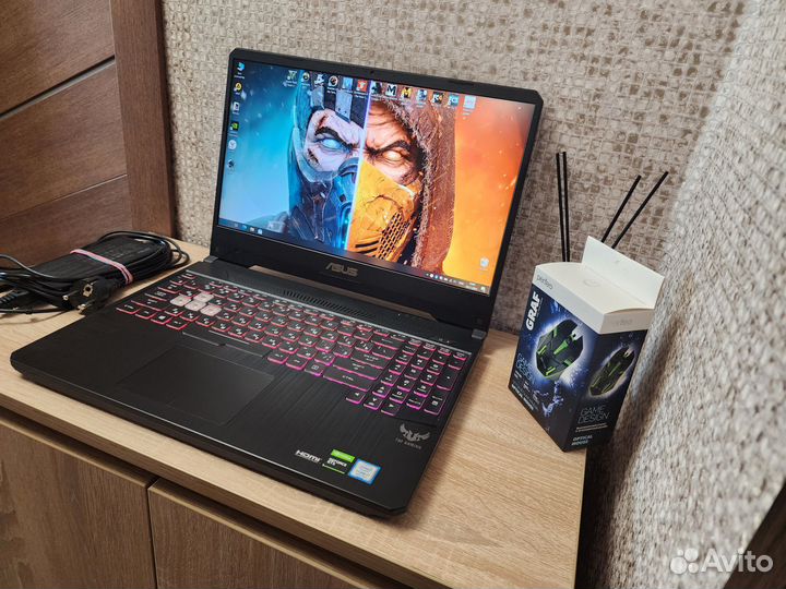 Мощный asus 120Hz/GTX1650 4Gb/i7 9750h/озу16Gb
