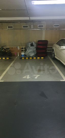 Машиноместо, 13 м²