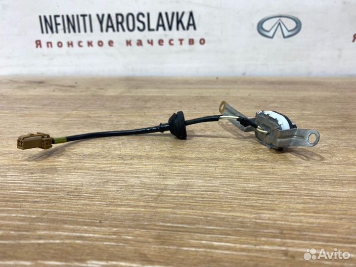 Кнопка блокировки замков Infiniti Ex25 Ex35 Ex37