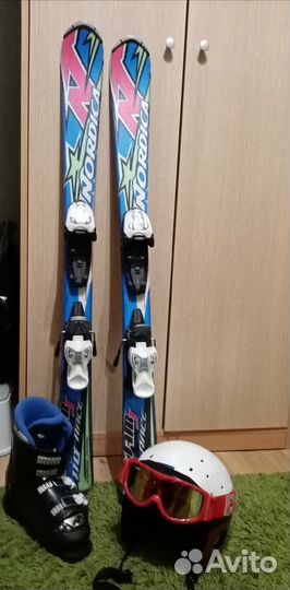 Горнолыжный комплект -лыжи Nordica, ботинки, шлем