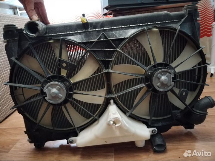 Радиатор охлаждения двигателя mark x /lexus GS