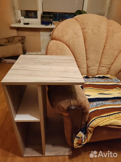 Тумба придиванная