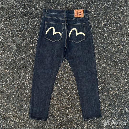 Джинсы Evisu