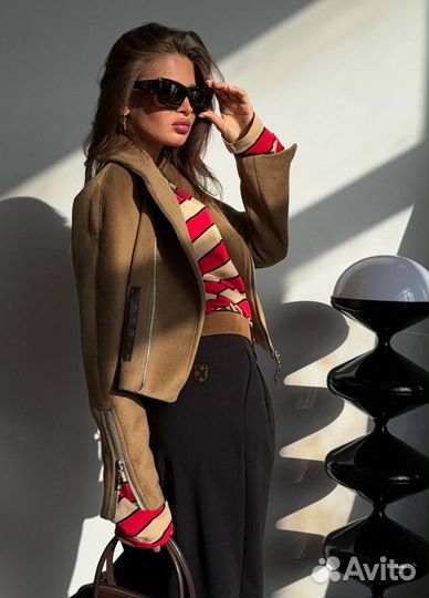 Лонгслив женский Prada