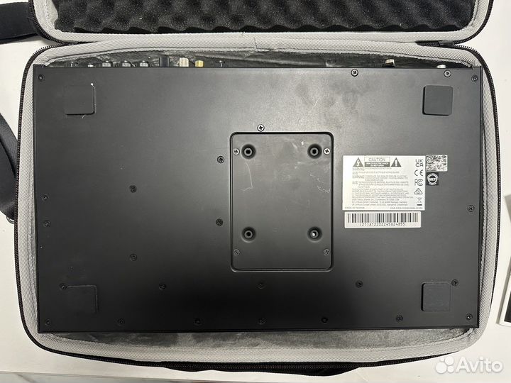 Akai MPC Live 2 (США)