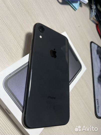 iPhone Xr, 64 ГБ