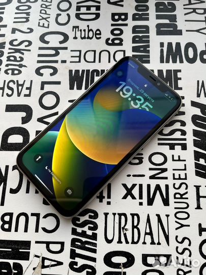 iPhone 11 64 gb