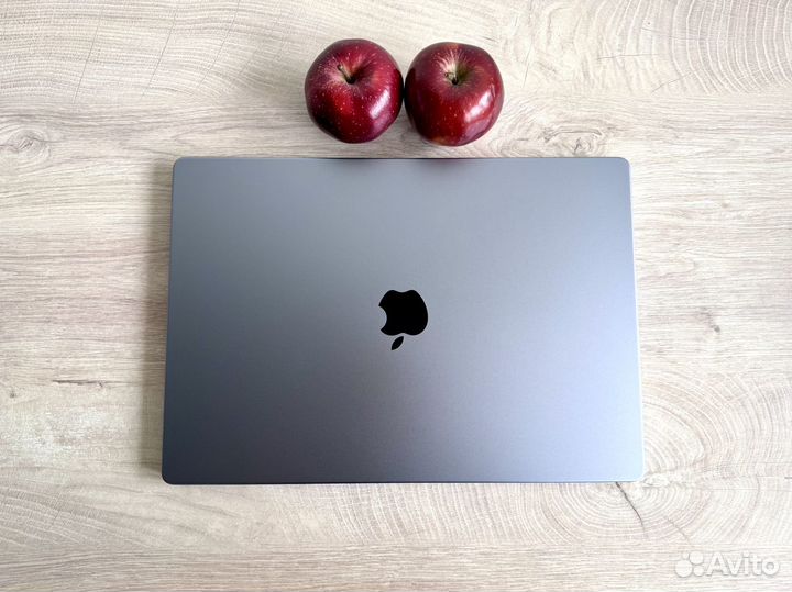 MacBook Pro 16