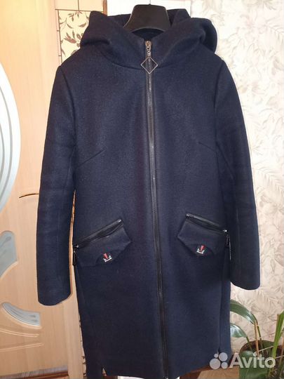 Дубленка, пальто, ветровка на 46-48