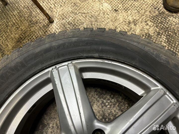 Колеса зимние r17 Bridgestone в сборе