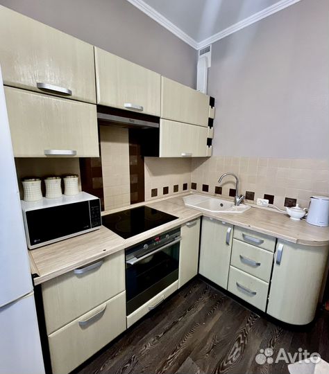 Кухонный гарнитур угловой бу