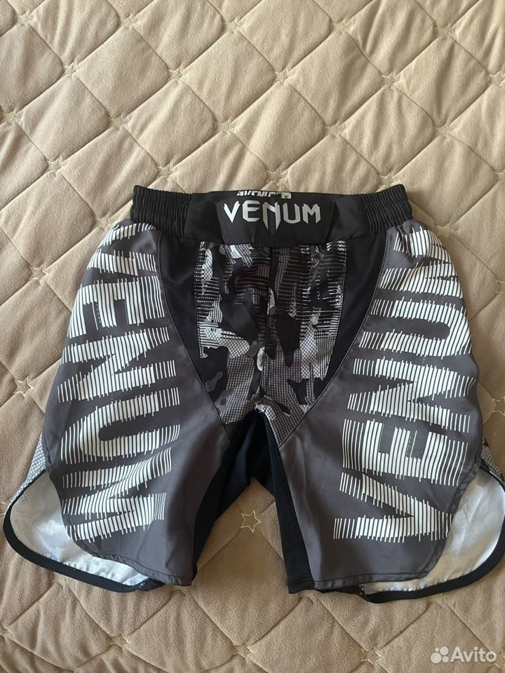 Шорты спортивные Venum