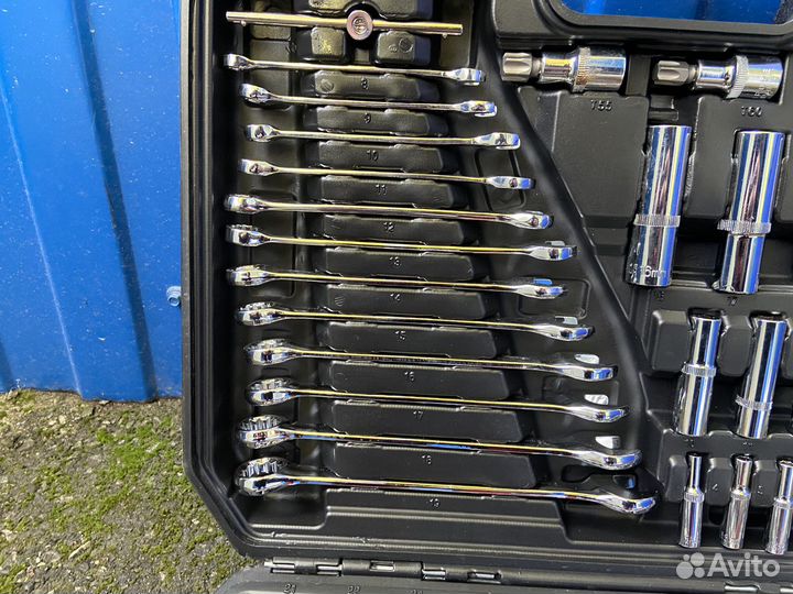 Набор инструментов 218 предметов