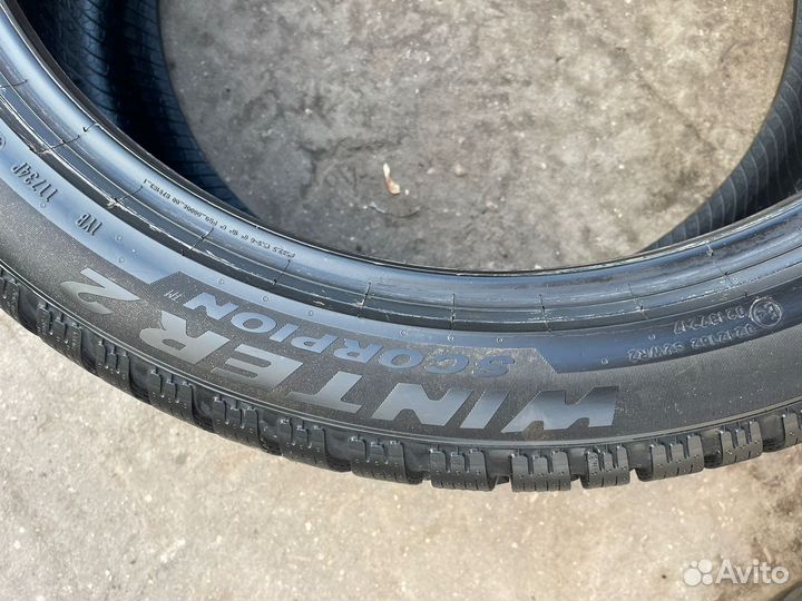 Pirelli Scorpion Winter 2 315/35 R22 111V