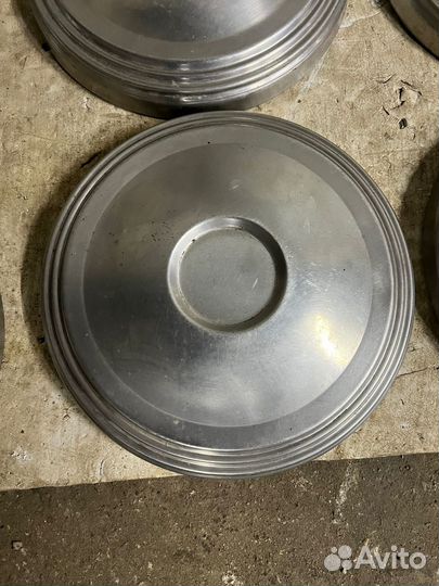 Колпаки на Газ 24