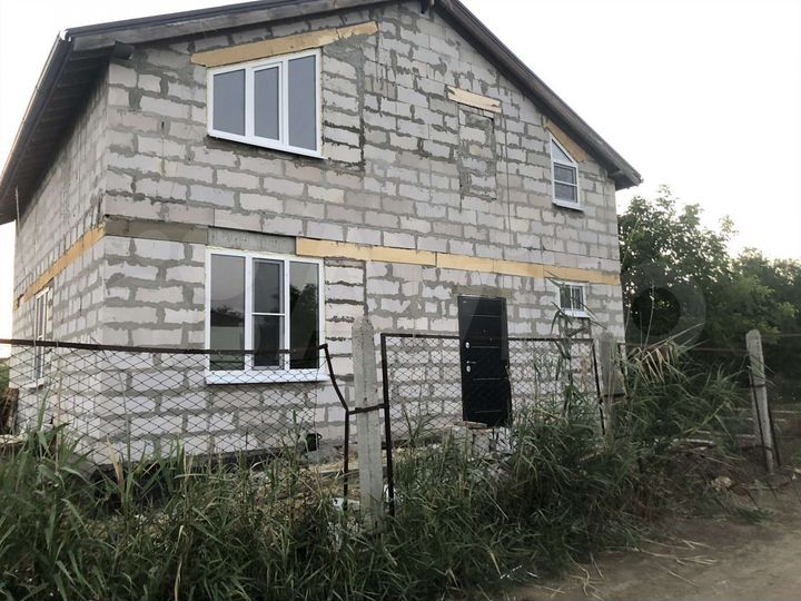 Дом 160 м² на участке 8 сот.