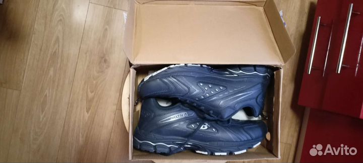 Кроссовки bona 43