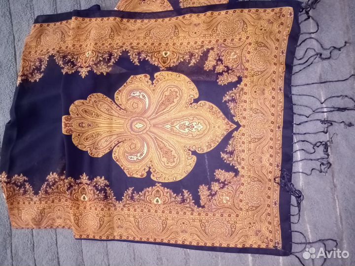 Шелковый платок