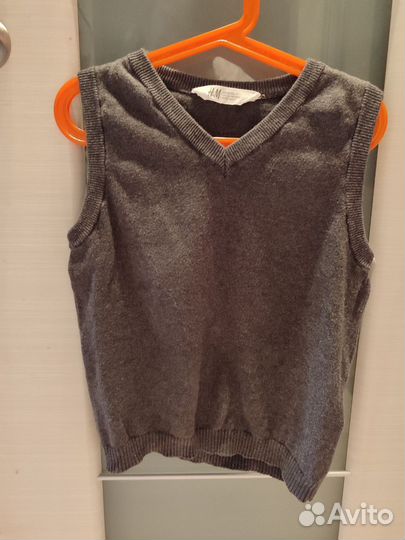 Костюм двойка: рубашка и жилет для мальчика HM