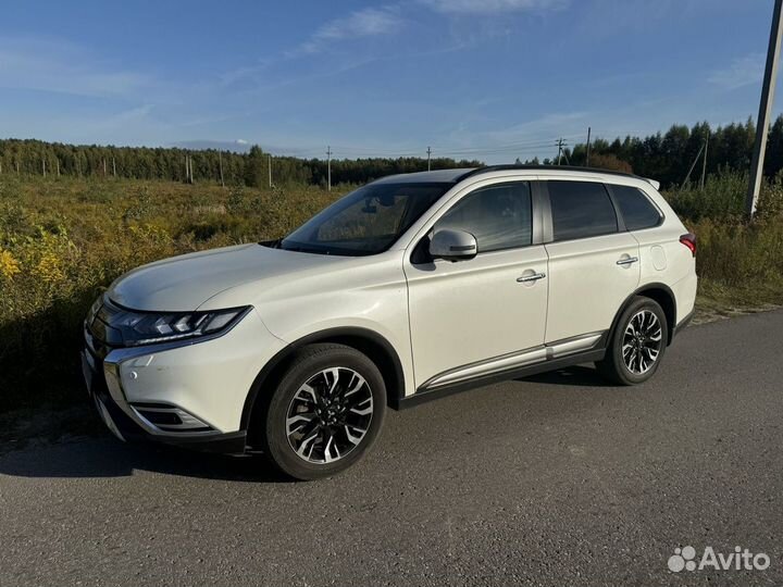 Mitsubishi Outlander 2.4 CVT, 2021, 49 950 км