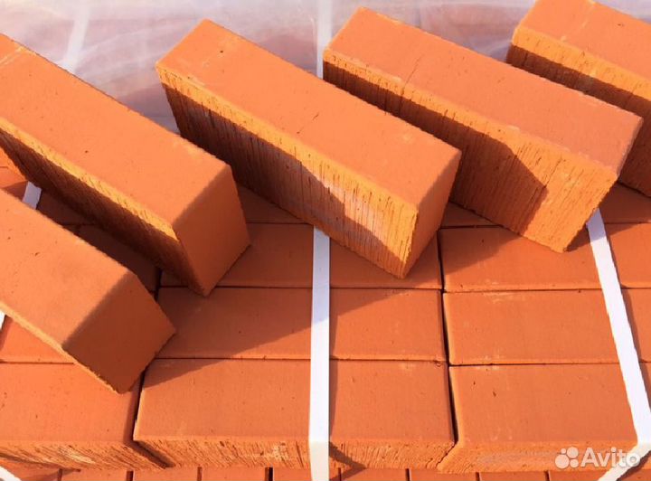 Кирпич красный полнотелый