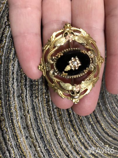 Старинная подвеска