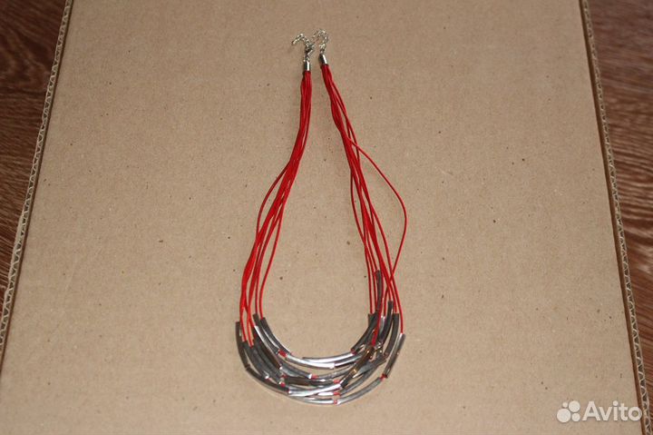 Колье ожерелье