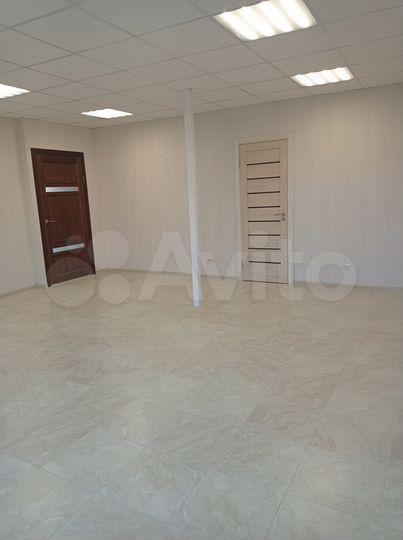 Торговая площадь, 52 м²