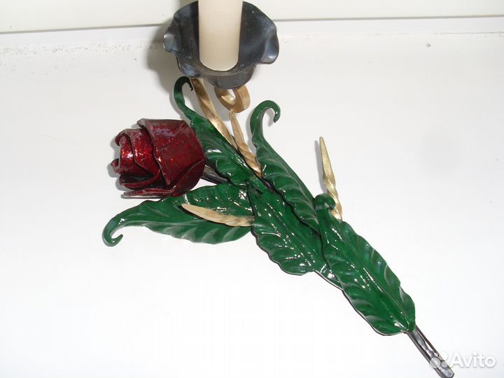 Подсвечник кованый роза