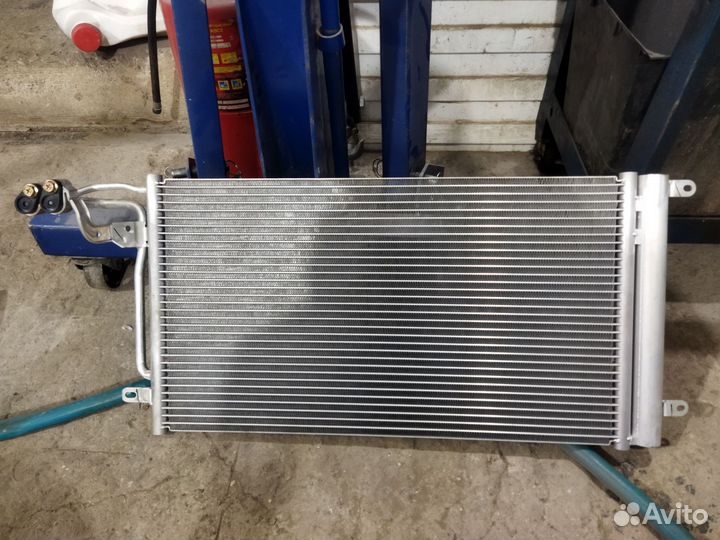 Радиатор кондиционера volkswagen polo